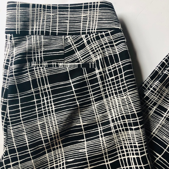 LOFT black / cream printed pants - Picture 2 of 6